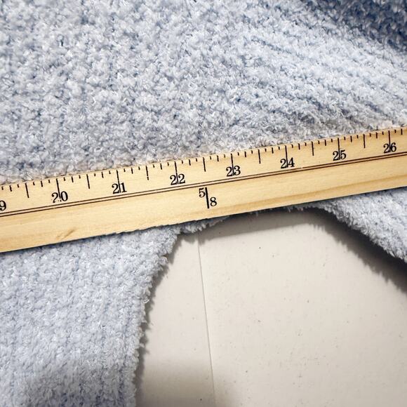 Cup Cakes and Cashmere NWOT Fuzzy Light Blue Ultra Soft V-Neck Sweater Size XL - Picture 8 of 9